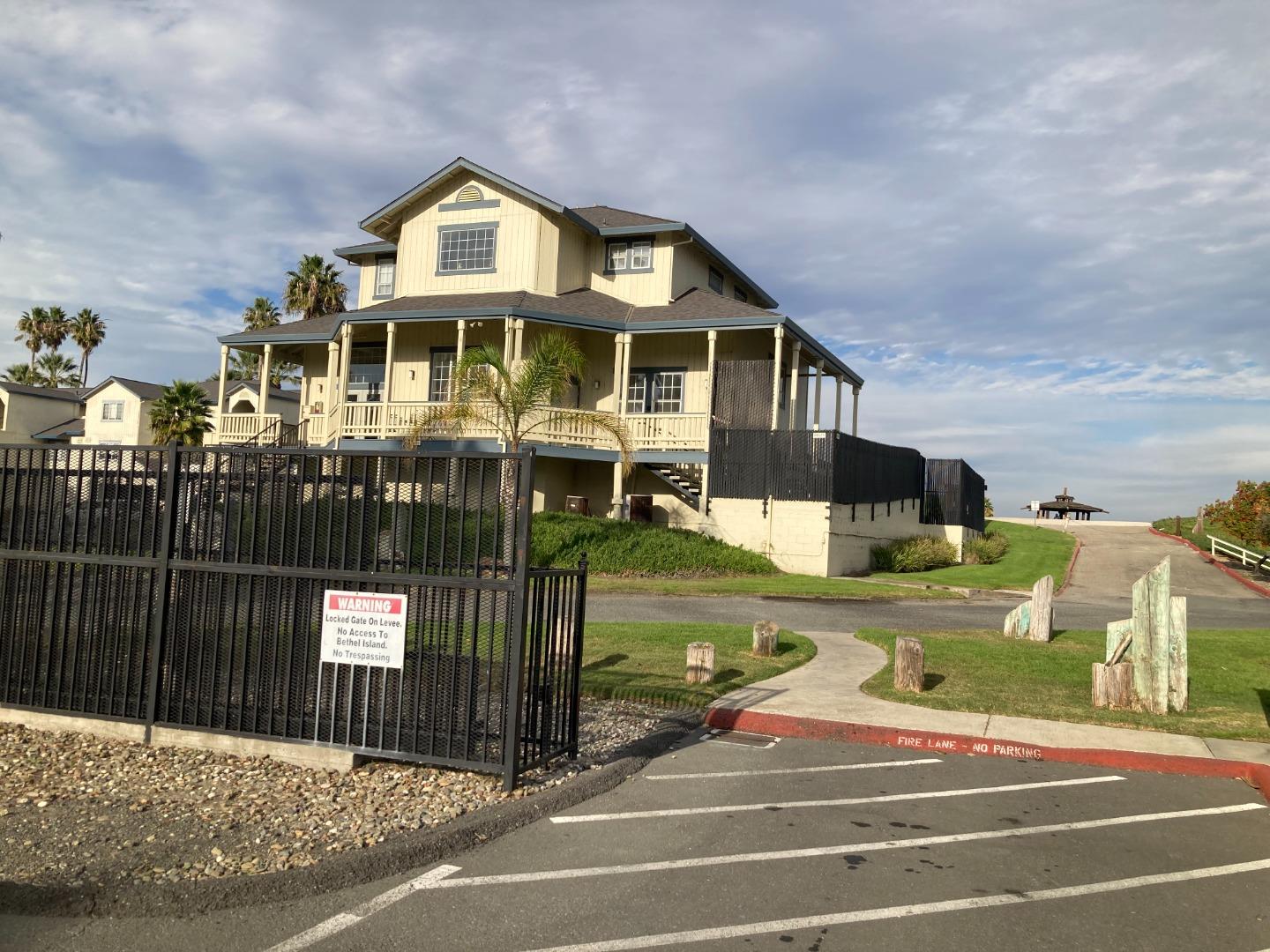 Detail Gallery Image 2 of 63 For 3660 Wells Rd, Oakley,  CA 94561 - 3 Beds | 2 Baths