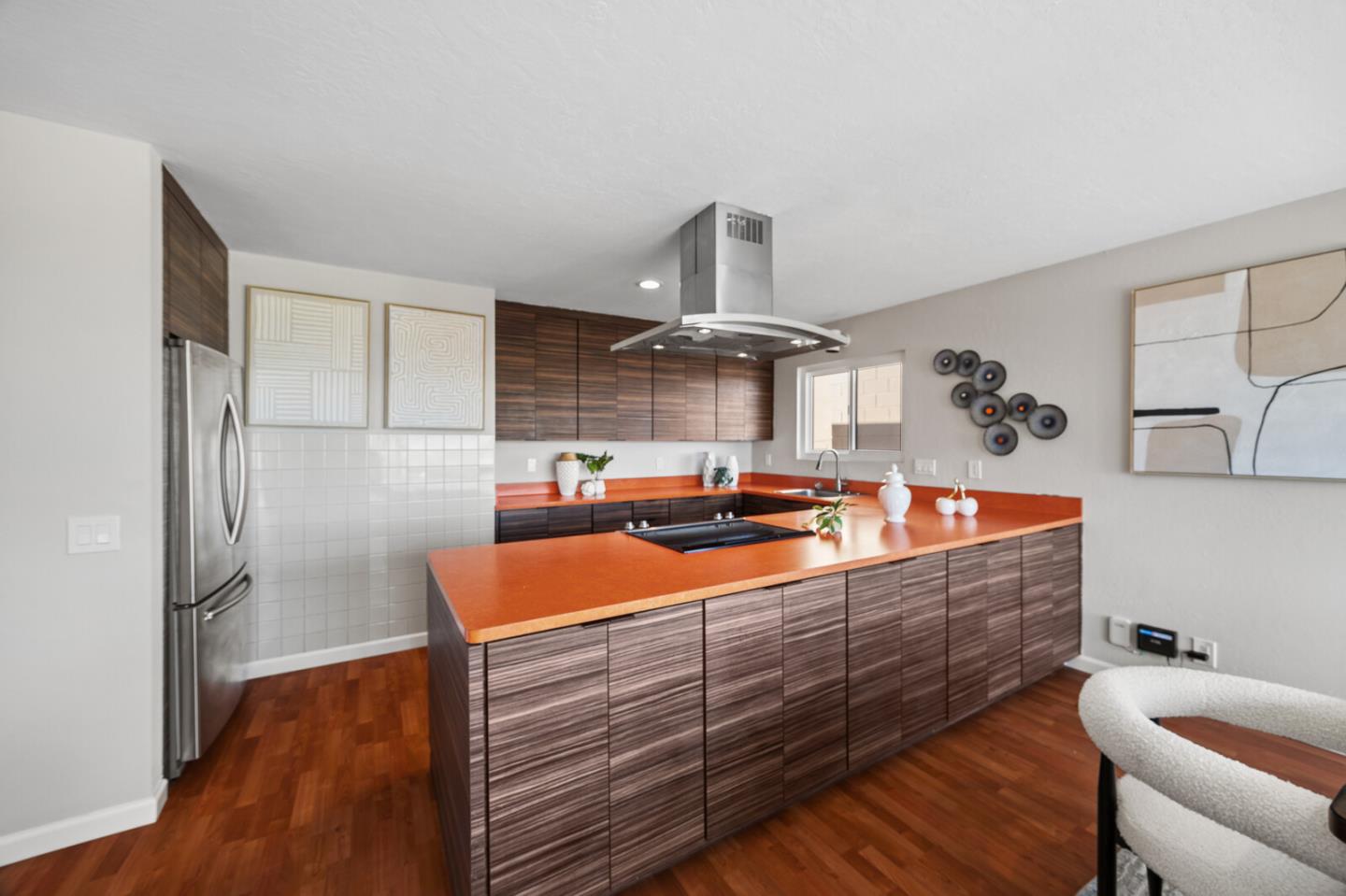 Detail Gallery Image 10 of 26 For 1708 Mills Ave, Belmont,  CA 94002 - 3 Beds | 2 Baths