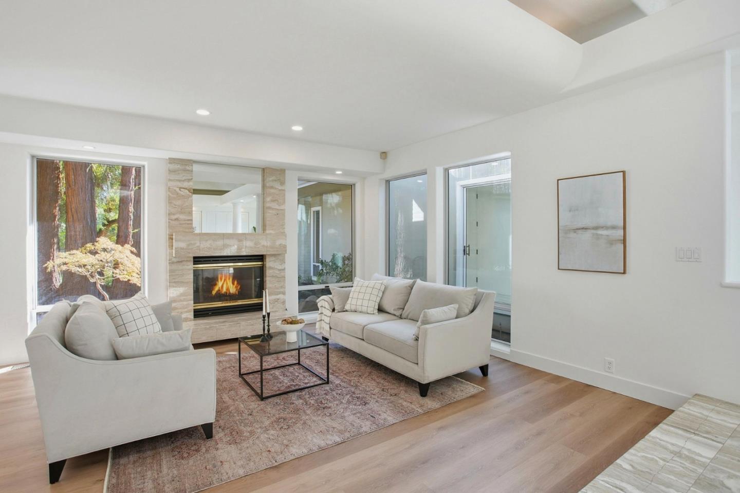 Detail Gallery Image 11 of 76 For 3895 Fair Oaks Blvd, Sacramento,  CA 95864 - 4 Beds | 4 Baths