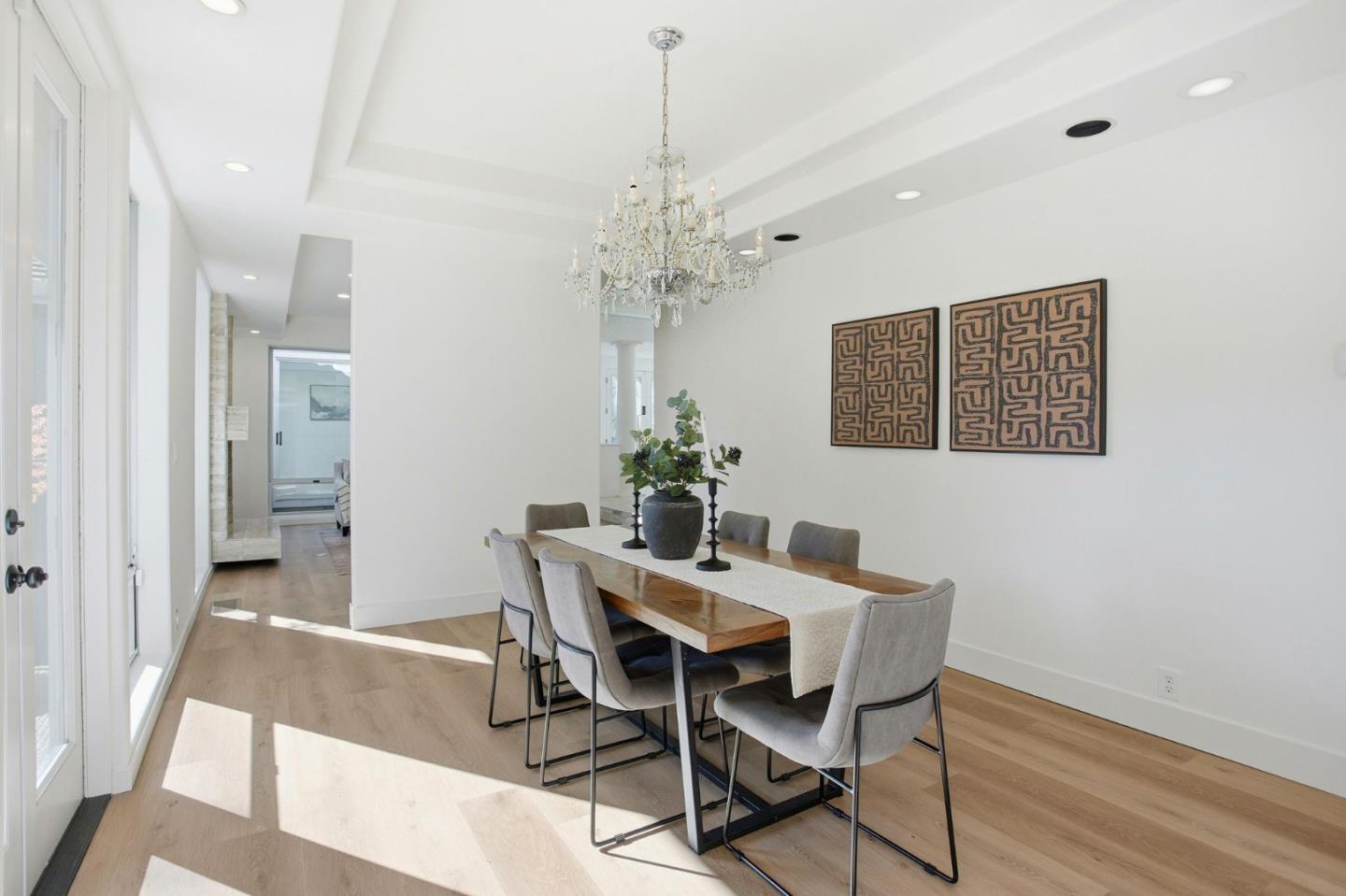 Detail Gallery Image 22 of 76 For 3895 Fair Oaks Blvd, Sacramento,  CA 95864 - 4 Beds | 4 Baths