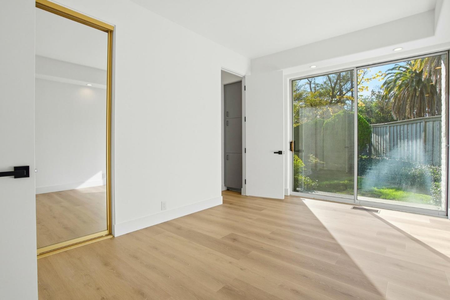 Detail Gallery Image 34 of 76 For 3895 Fair Oaks Blvd, Sacramento,  CA 95864 - 4 Beds | 4 Baths