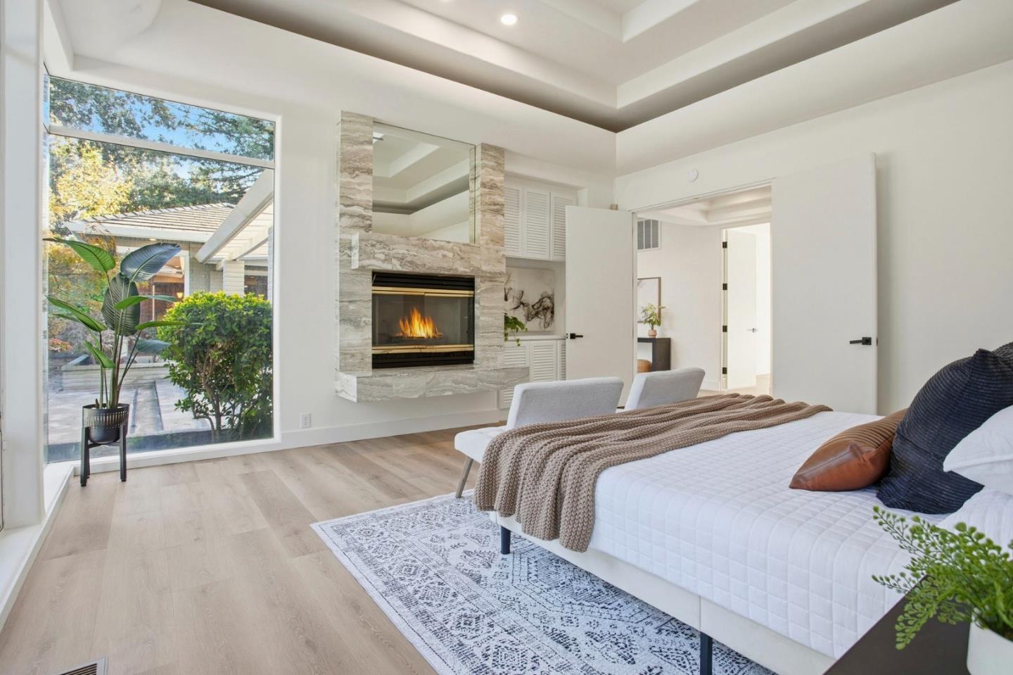 Detail Gallery Image 38 of 76 For 3895 Fair Oaks Blvd, Sacramento,  CA 95864 - 4 Beds | 4 Baths