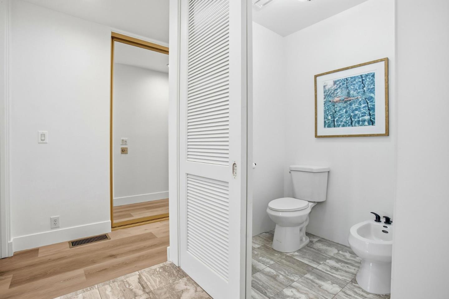 Detail Gallery Image 48 of 76 For 3895 Fair Oaks Blvd, Sacramento,  CA 95864 - 4 Beds | 4 Baths