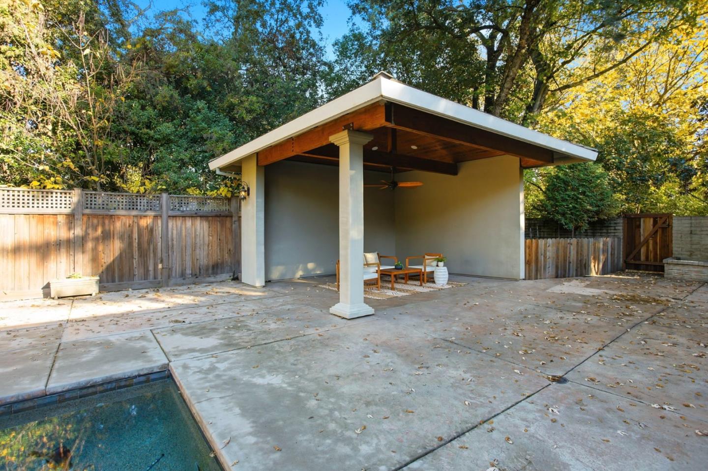 Detail Gallery Image 59 of 76 For 3895 Fair Oaks Blvd, Sacramento,  CA 95864 - 4 Beds | 4 Baths