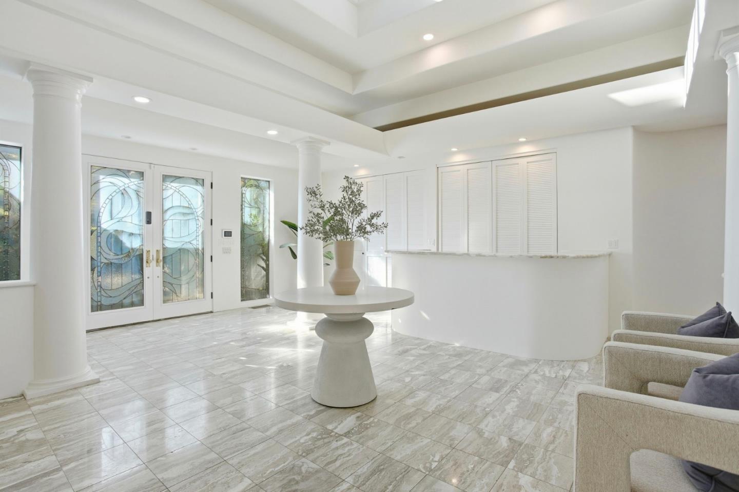 Detail Gallery Image 7 of 76 For 3895 Fair Oaks Blvd, Sacramento,  CA 95864 - 4 Beds | 4 Baths