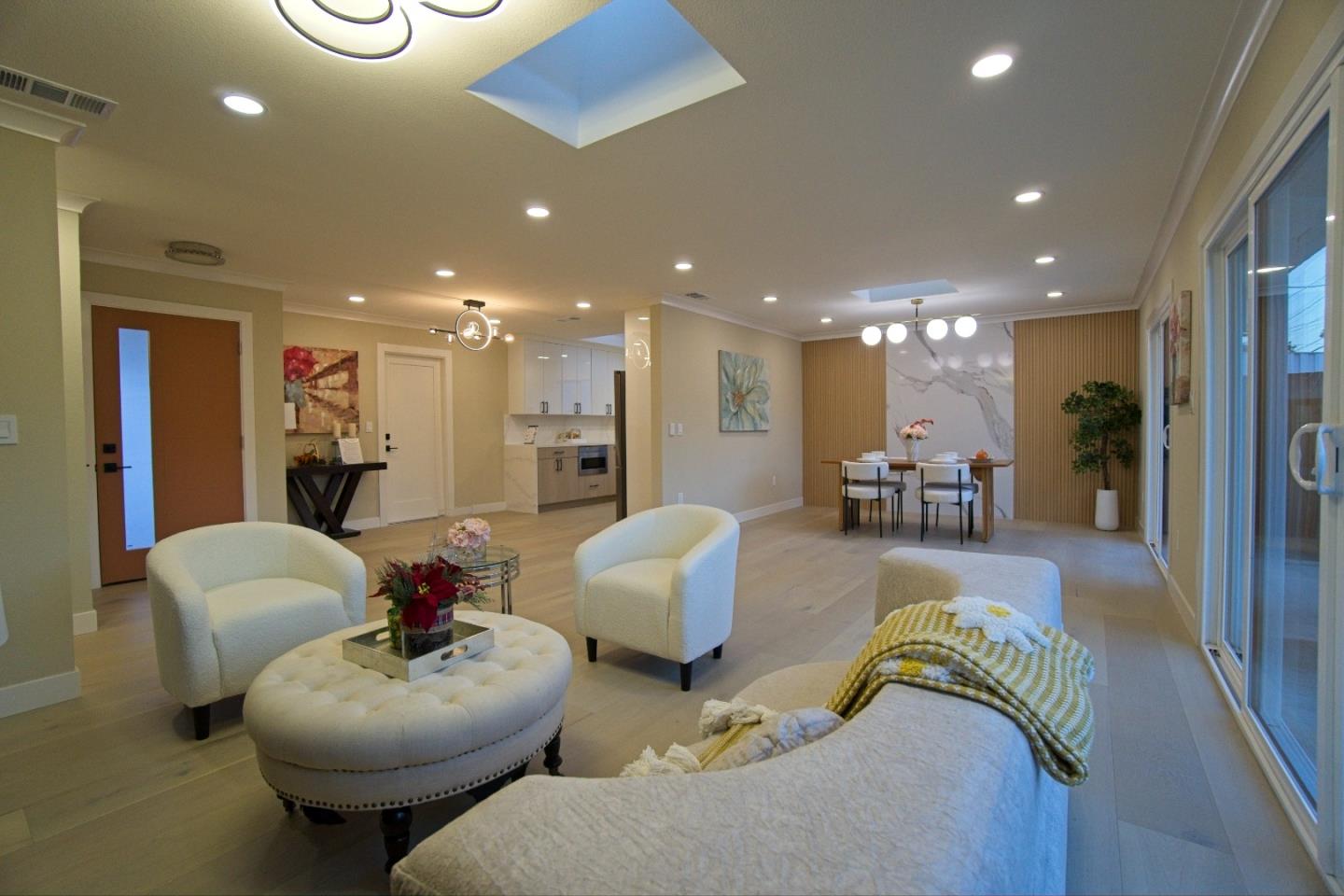 Detail Gallery Image 8 of 27 For 772 Jeffrey Ave, Campbell,  CA 95008 - 3 Beds | 2 Baths