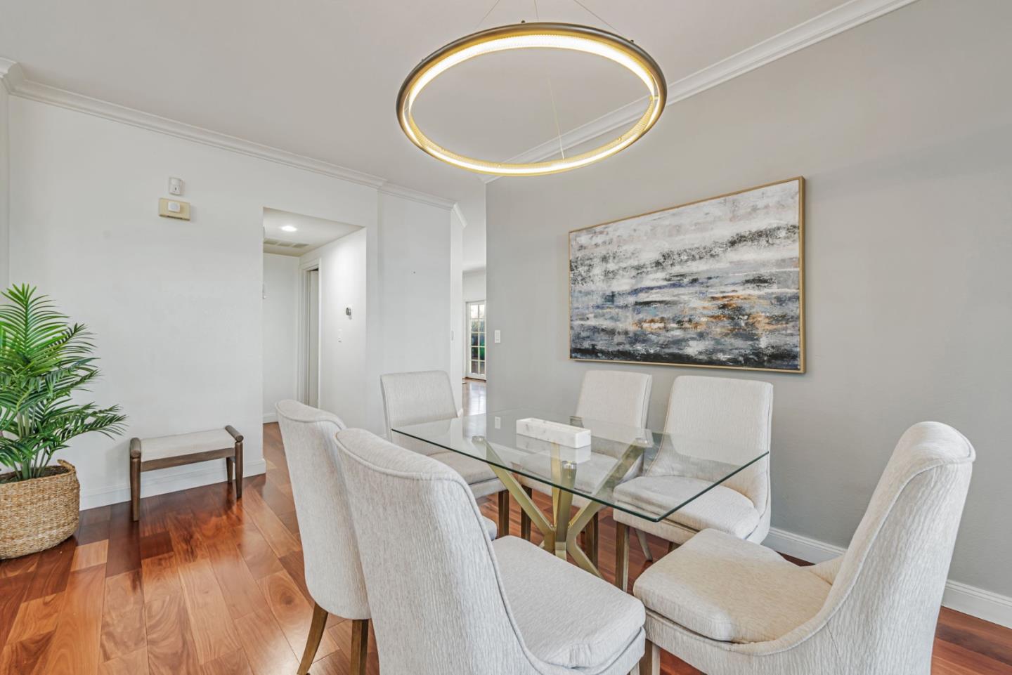 Detail Gallery Image 25 of 48 For 100 Danbury Ln, Redwood City,  CA 94061 - 4 Beds | 2/1 Baths