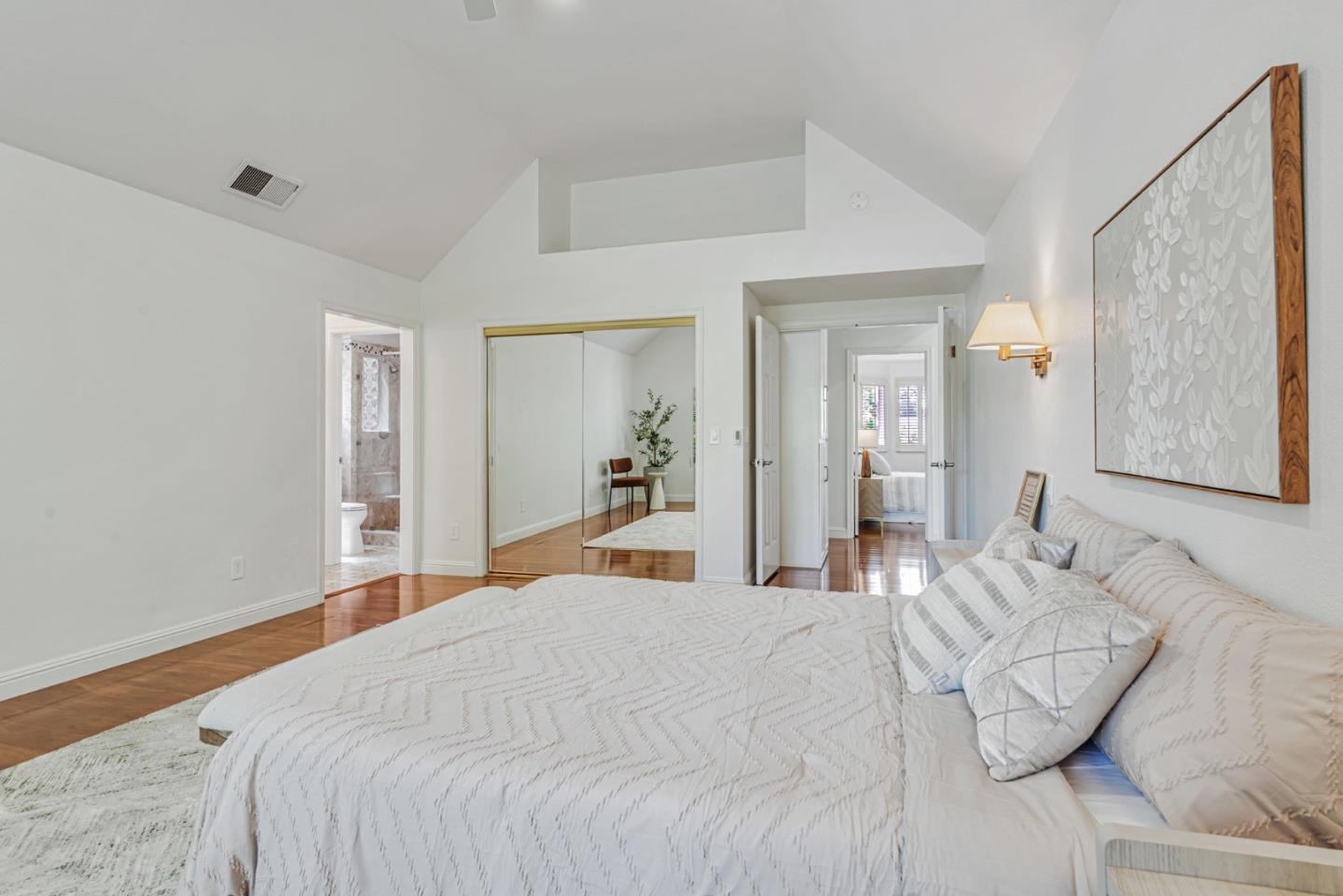 Detail Gallery Image 36 of 48 For 100 Danbury Ln, Redwood City,  CA 94061 - 4 Beds | 2/1 Baths