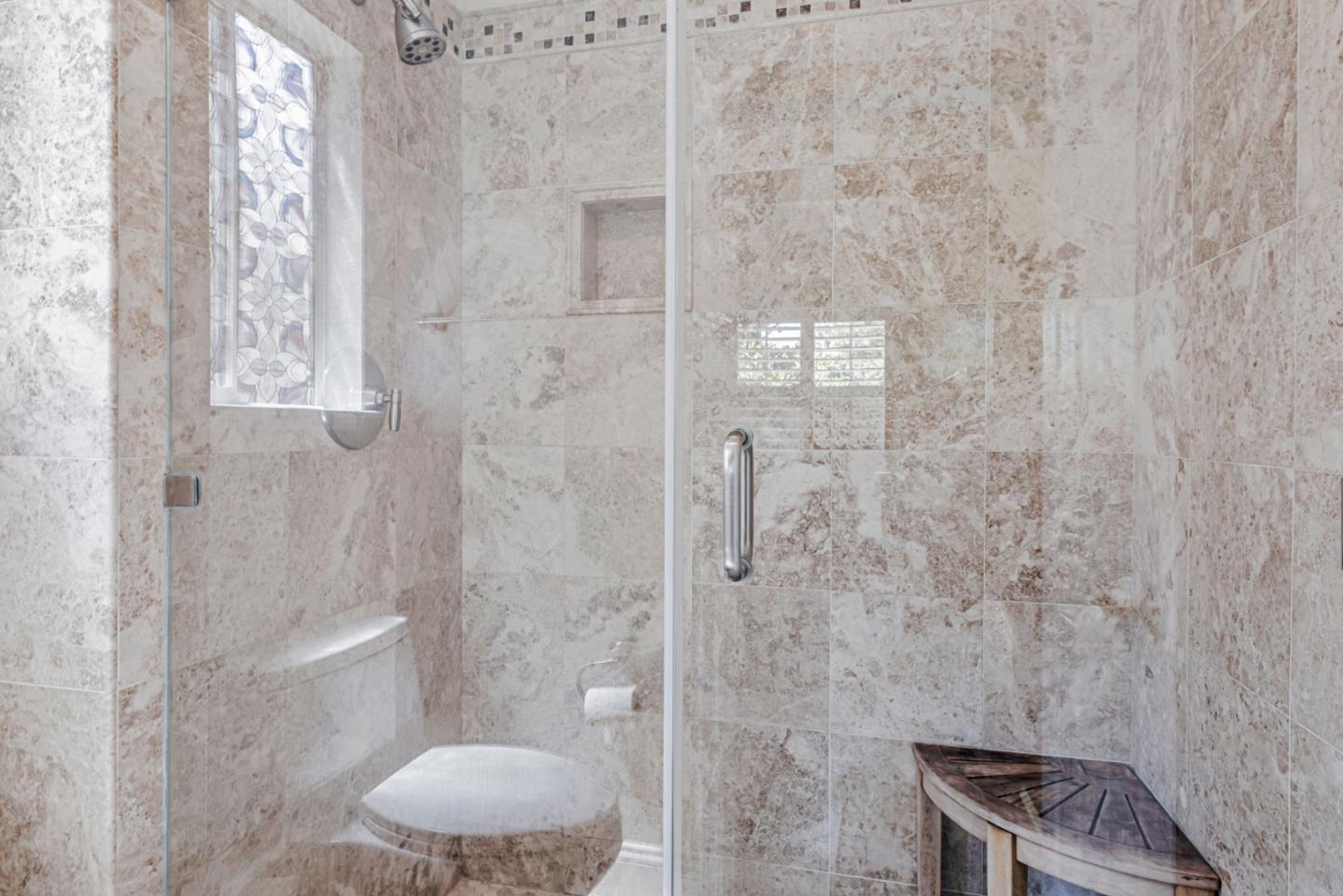 Detail Gallery Image 40 of 48 For 100 Danbury Ln, Redwood City,  CA 94061 - 4 Beds | 2/1 Baths