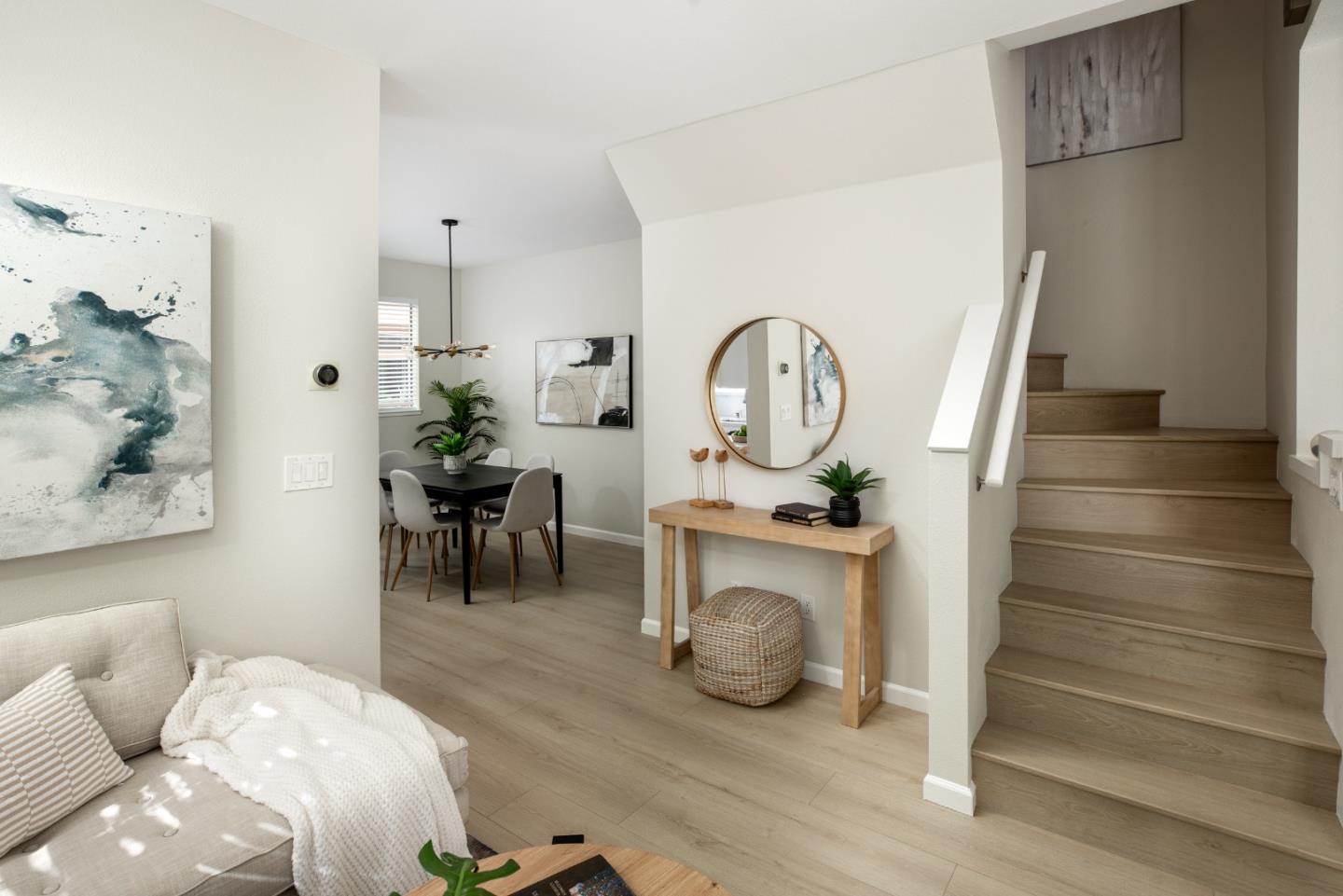 Detail Gallery Image 10 of 31 For 143 Frederick Ct, Mountain View,  CA 94043 - 3 Beds | 2/1 Baths