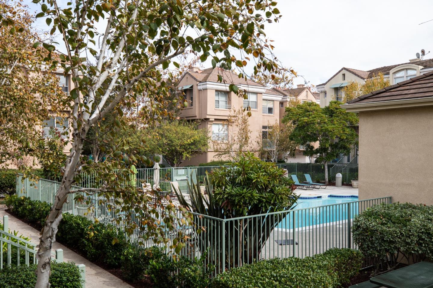 Detail Gallery Image 30 of 31 For 143 Frederick Ct, Mountain View,  CA 94043 - 3 Beds | 2/1 Baths