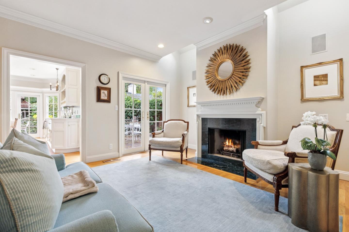 Detail Gallery Image 18 of 34 For 106 Pepper Ave, Burlingame,  CA 94010 - 3 Beds | 3 Baths