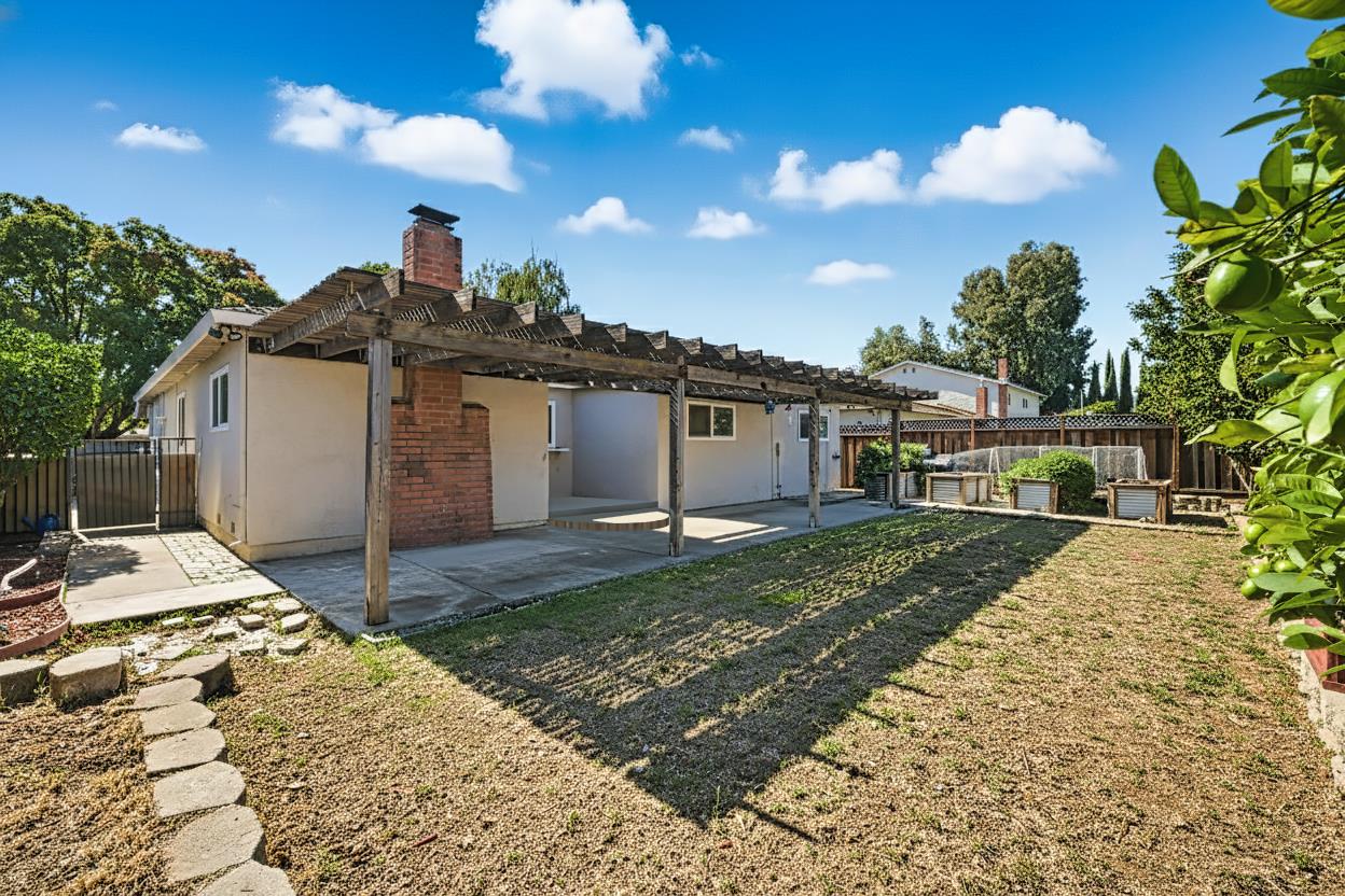 Detail Gallery Image 18 of 20 For 319 Churchill Pl, Gilroy,  CA 95020 - 5 Beds | 2 Baths