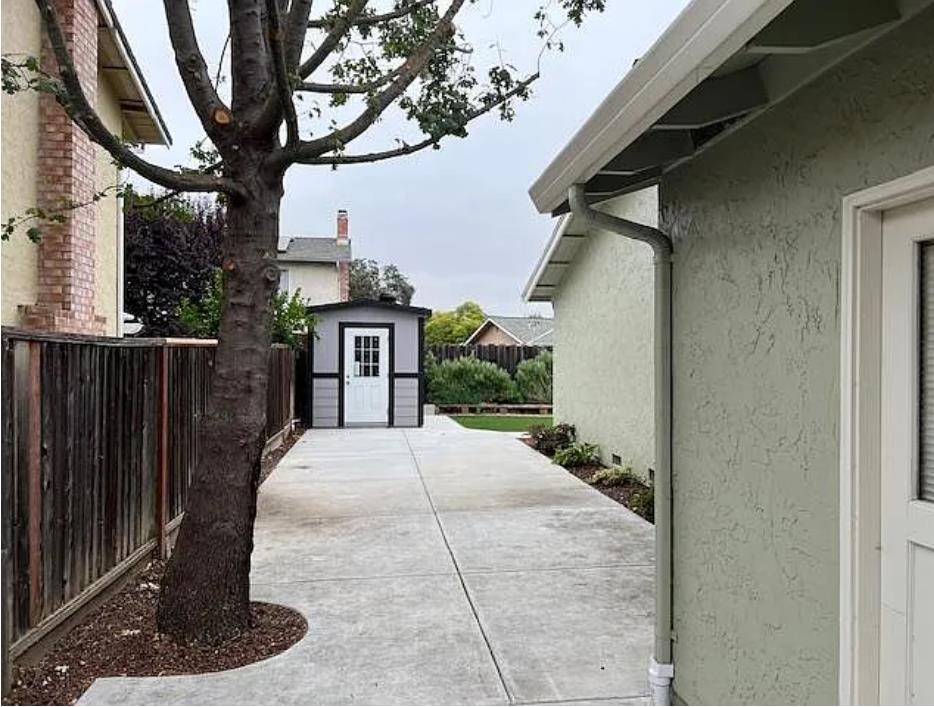 Detail Gallery Image 10 of 10 For 520 La Baree Dr, Morgan Hill,  CA 95037 - 3 Beds | 2 Baths