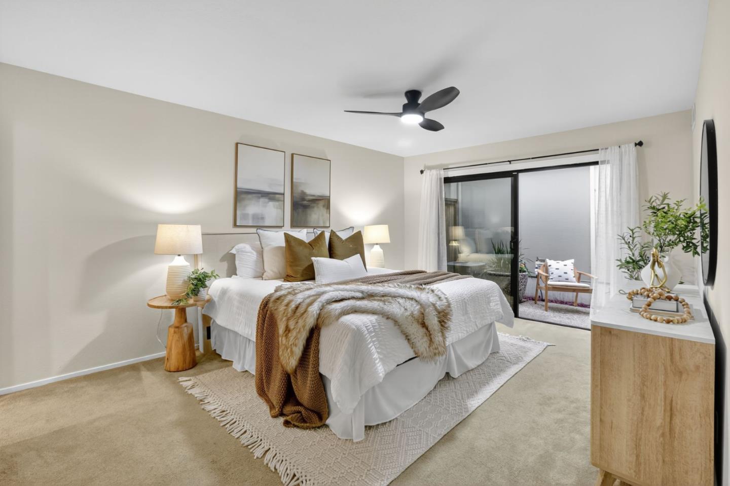 Detail Gallery Image 17 of 30 For 1590 East Lake Dr, San Jose,  CA 95126 - 2 Beds | 2 Baths