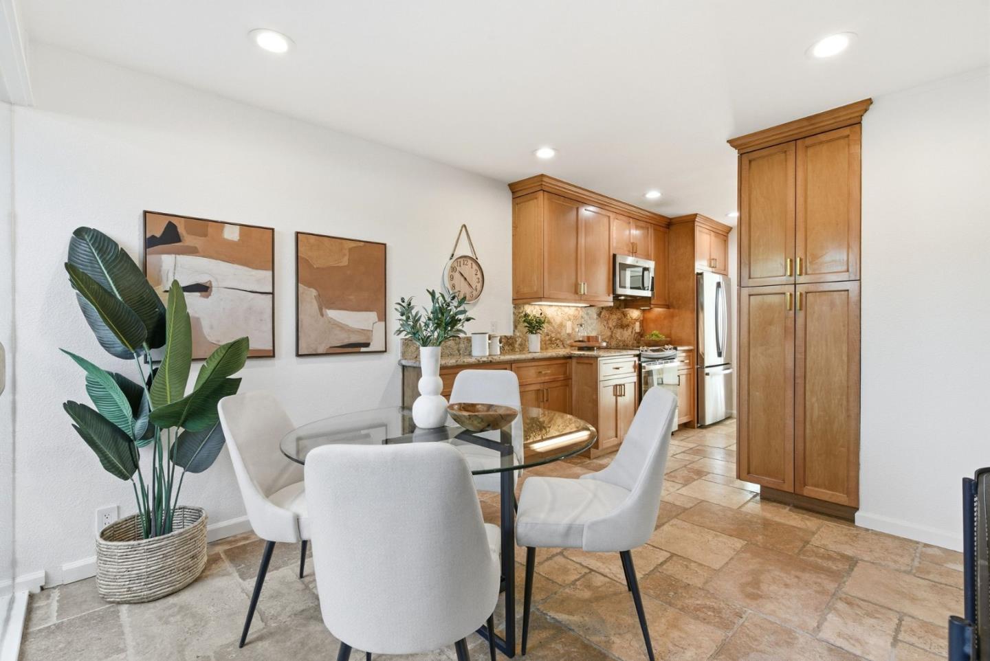 Photo #16: ML82027461 Listing: Photo #16