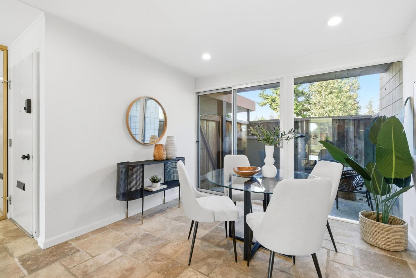 Photo #17: ML82027461 Listing: Photo #17