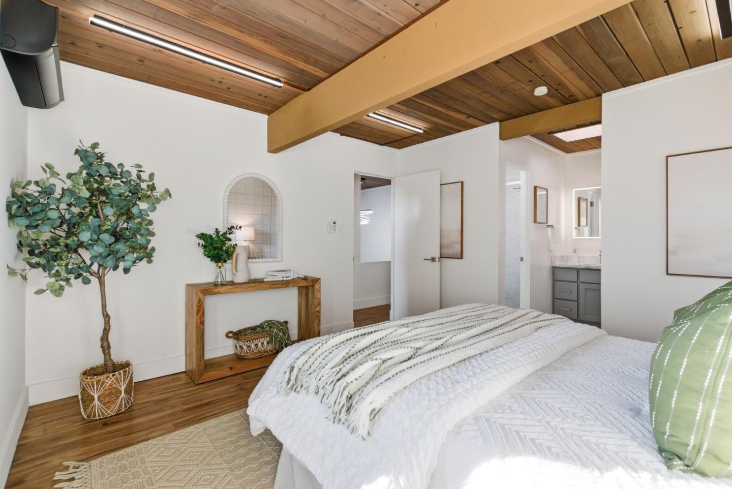 Photo #34: ML82027461 Listing: Photo #34