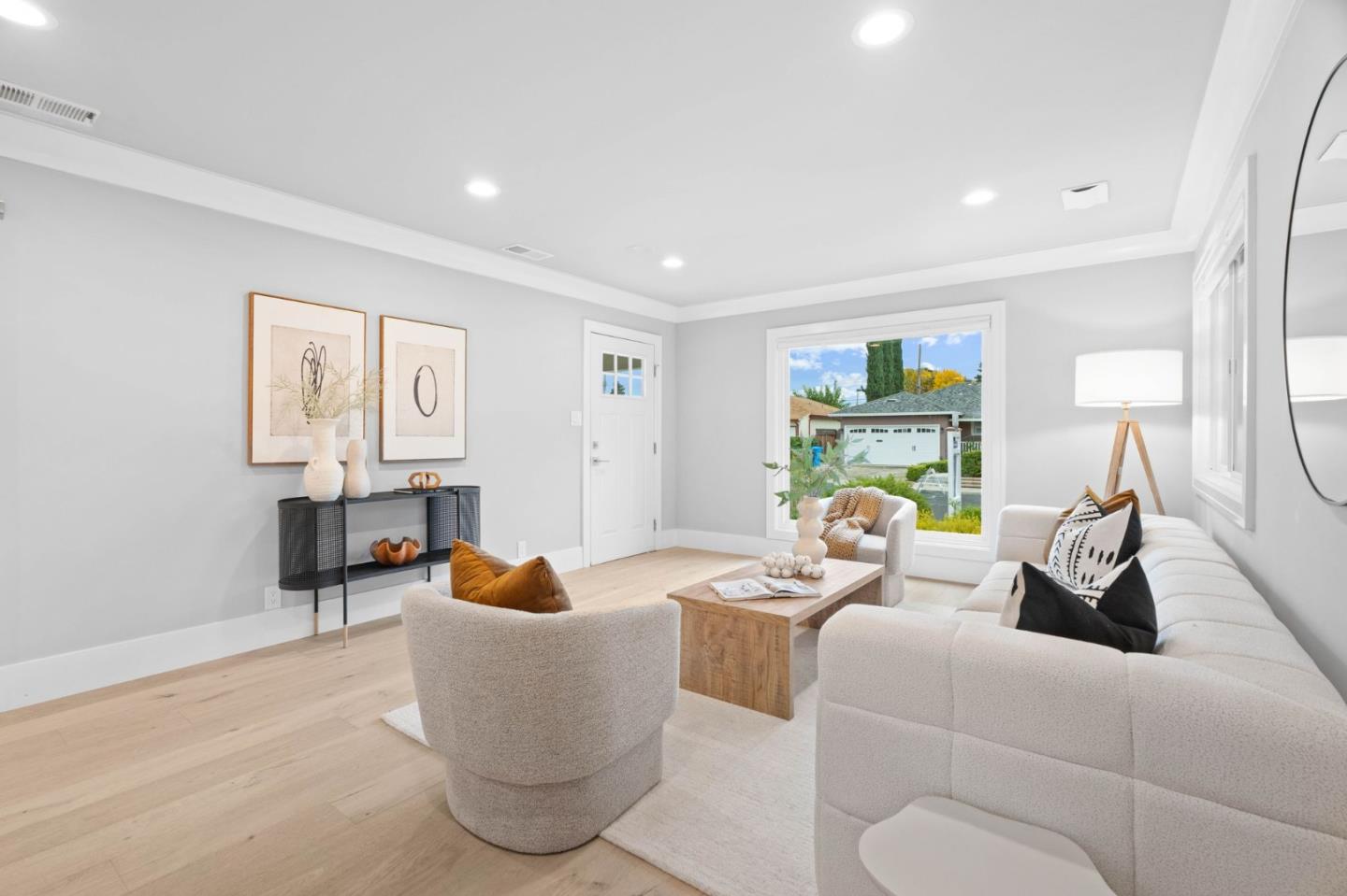 Detail Gallery Image 5 of 81 For 631 Wilson Ct, Santa Clara,  CA 95051 - 3 Beds | 2 Baths