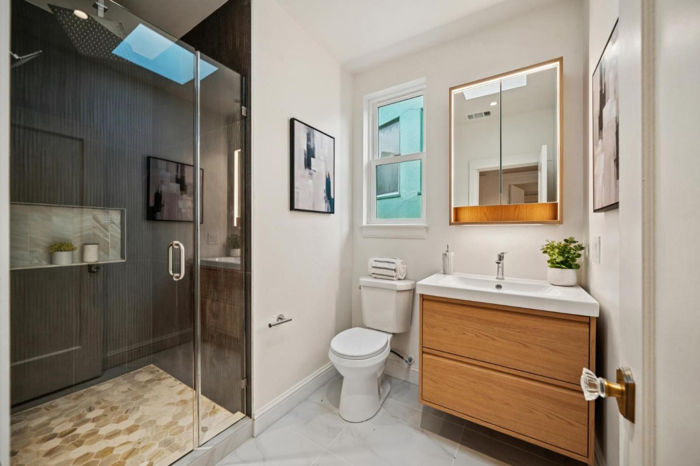 Detail Gallery Image 32 of 64 For 929 Darien Way, San Francisco,  CA 94127 - 4 Beds | 3/1 Baths