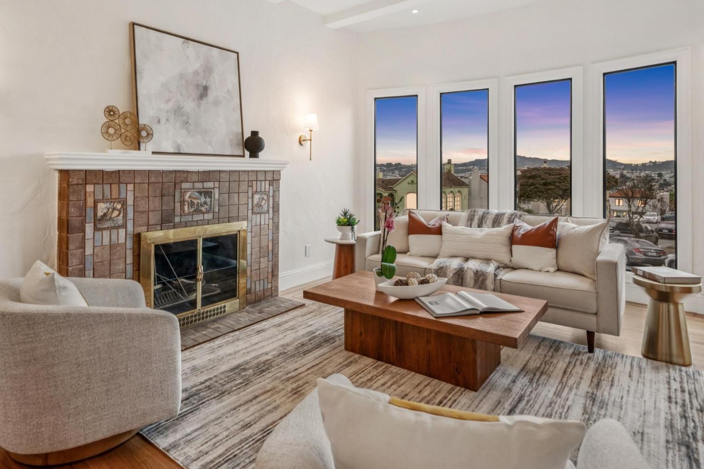 Detail Gallery Image 9 of 64 For 929 Darien Way, San Francisco,  CA 94127 - 4 Beds | 3/1 Baths