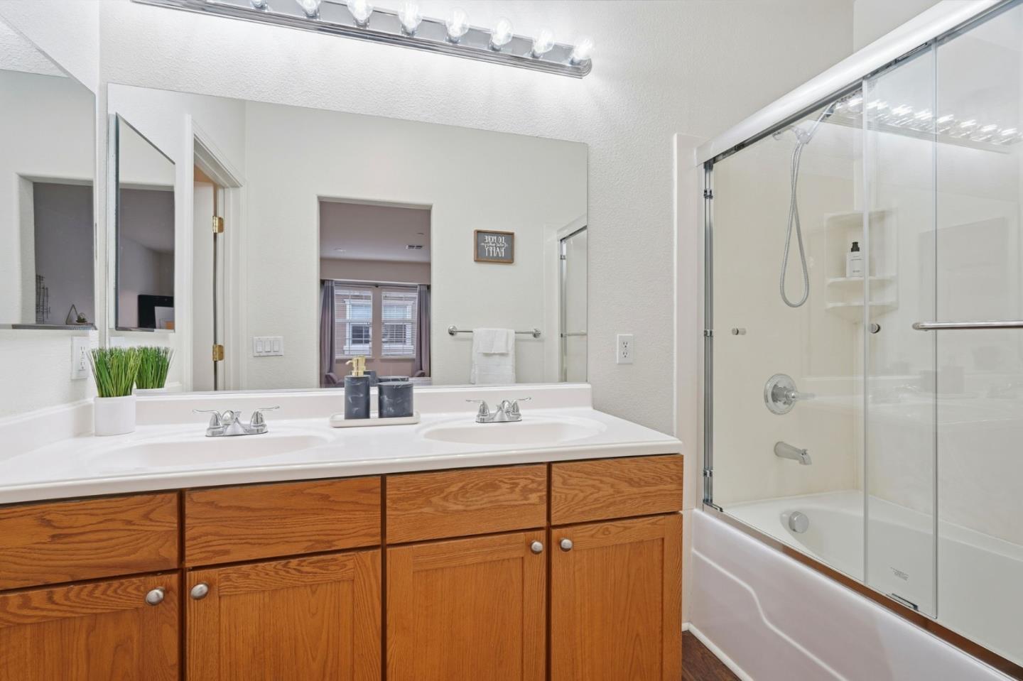 Detail Gallery Image 25 of 48 For 568 Altino Blvd, San Jose,  CA 95136 - 2 Beds | 2 Baths