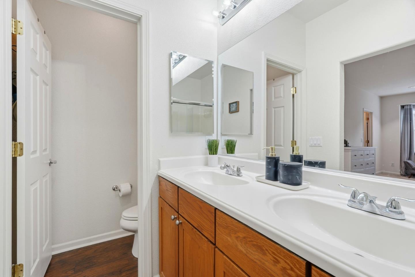 Detail Gallery Image 27 of 48 For 568 Altino Blvd, San Jose,  CA 95136 - 2 Beds | 2 Baths