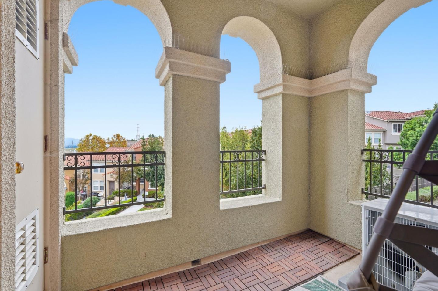 Detail Gallery Image 32 of 48 For 568 Altino Blvd, San Jose,  CA 95136 - 2 Beds | 2 Baths