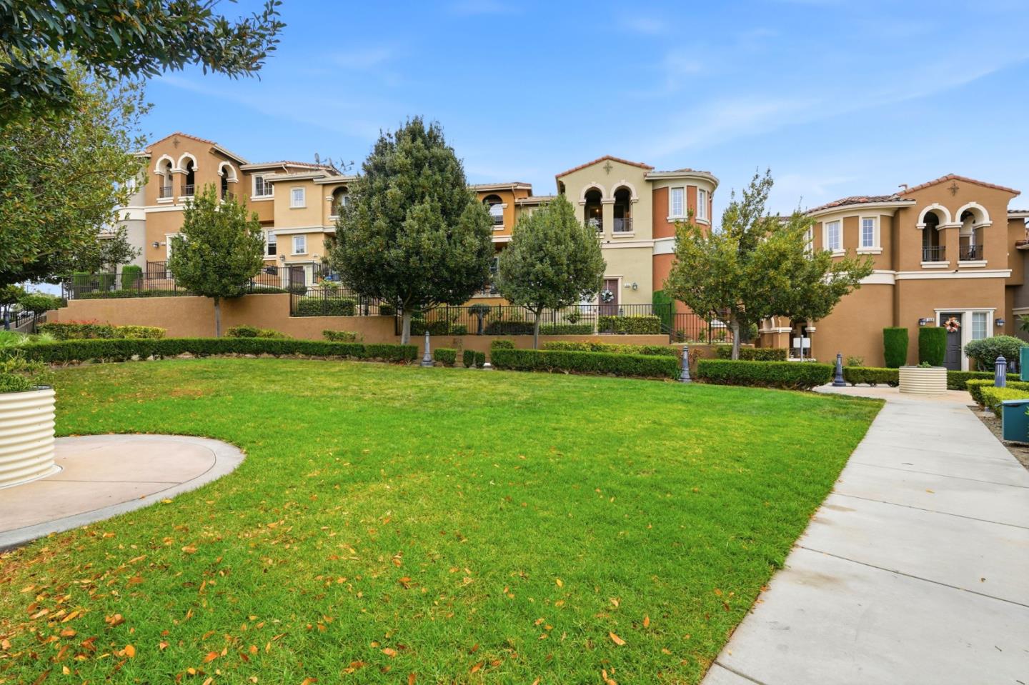 Detail Gallery Image 38 of 48 For 568 Altino Blvd, San Jose,  CA 95136 - 2 Beds | 2 Baths