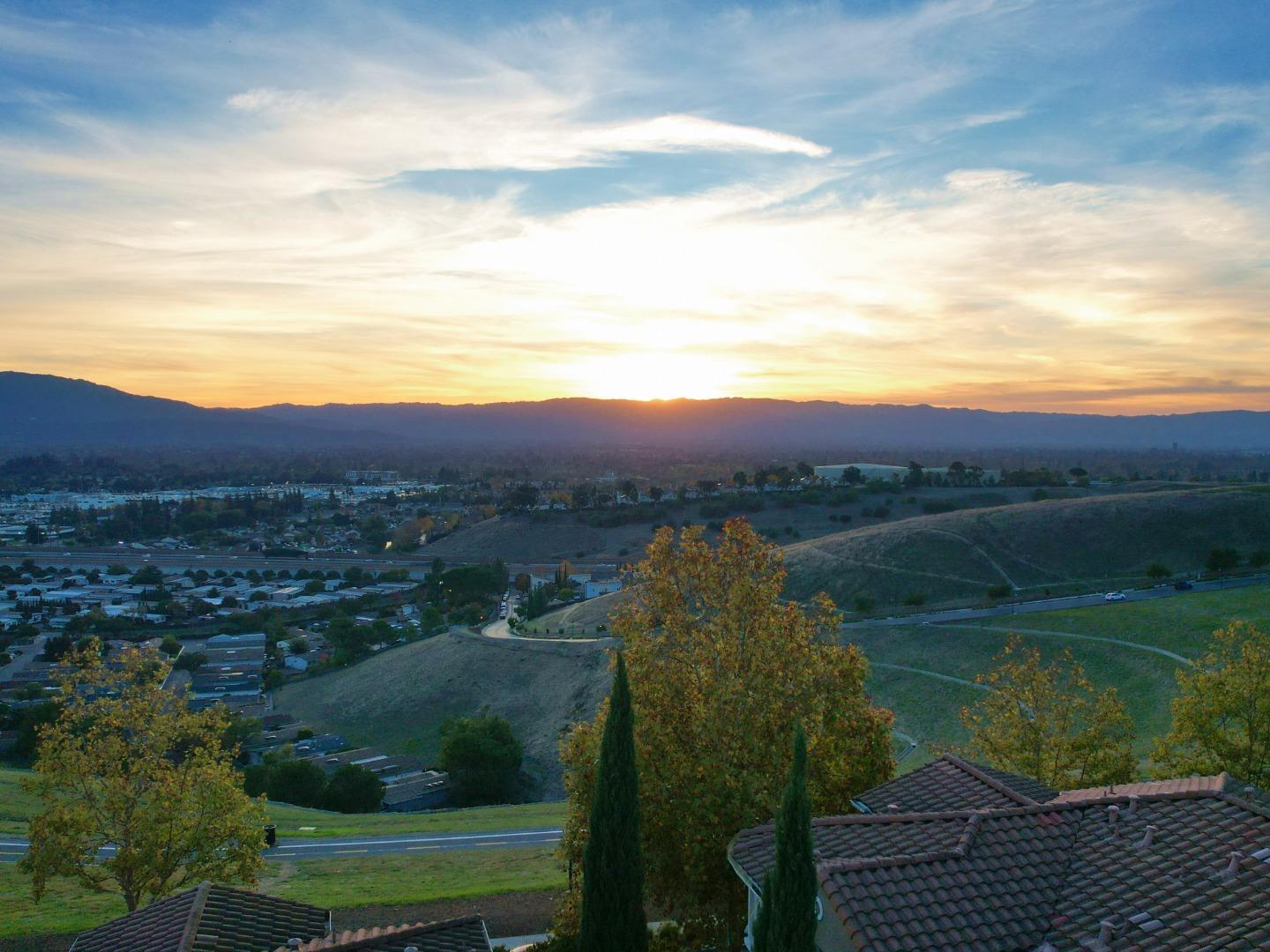 Detail Gallery Image 44 of 48 For 568 Altino Blvd, San Jose,  CA 95136 - 2 Beds | 2 Baths