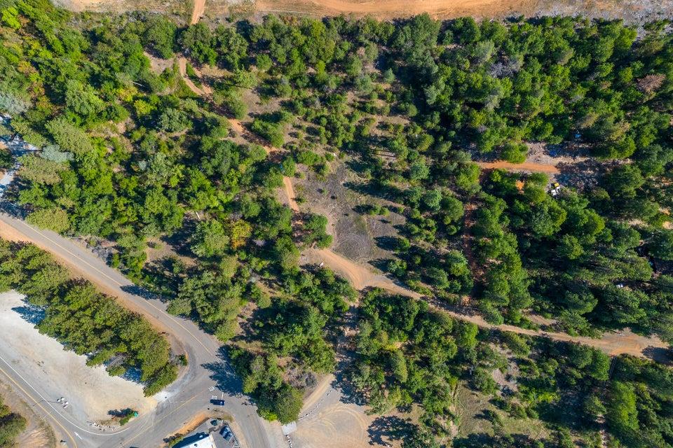 Detail Gallery Image 12 of 26 For 17 Acres Antlers Rd, Lakehead,  CA 96051 - – Beds | – Baths