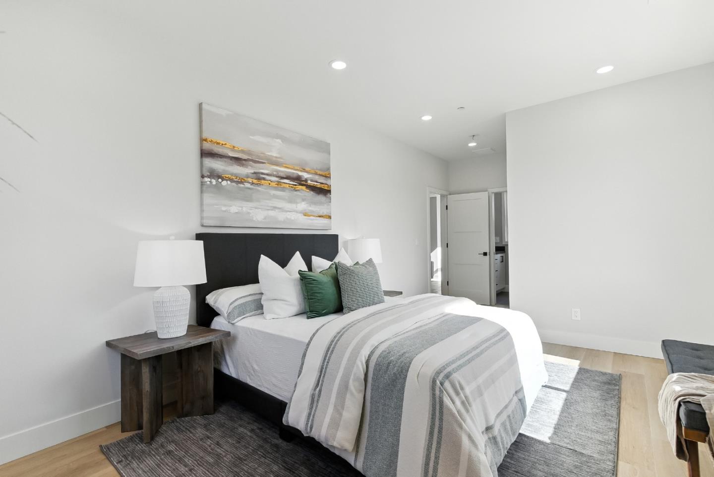 Detail Gallery Image 5 of 33 For 523 Union Ave, Campbell,  CA 95008 - 4 Beds | 4/1 Baths