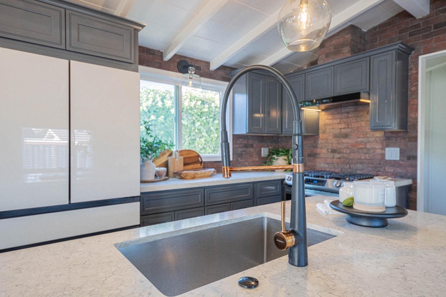 Detail Gallery Image 14 of 39 For 345 Sequoia Ave, Monterey,  CA 93940 - 2 Beds | 2 Baths