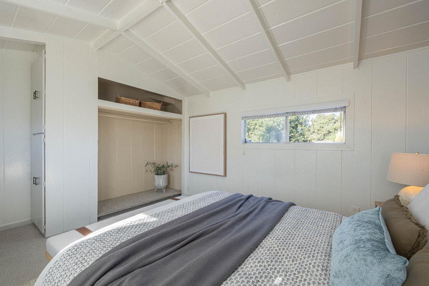 Detail Gallery Image 27 of 39 For 345 Sequoia Ave, Monterey,  CA 93940 - 2 Beds | 2 Baths