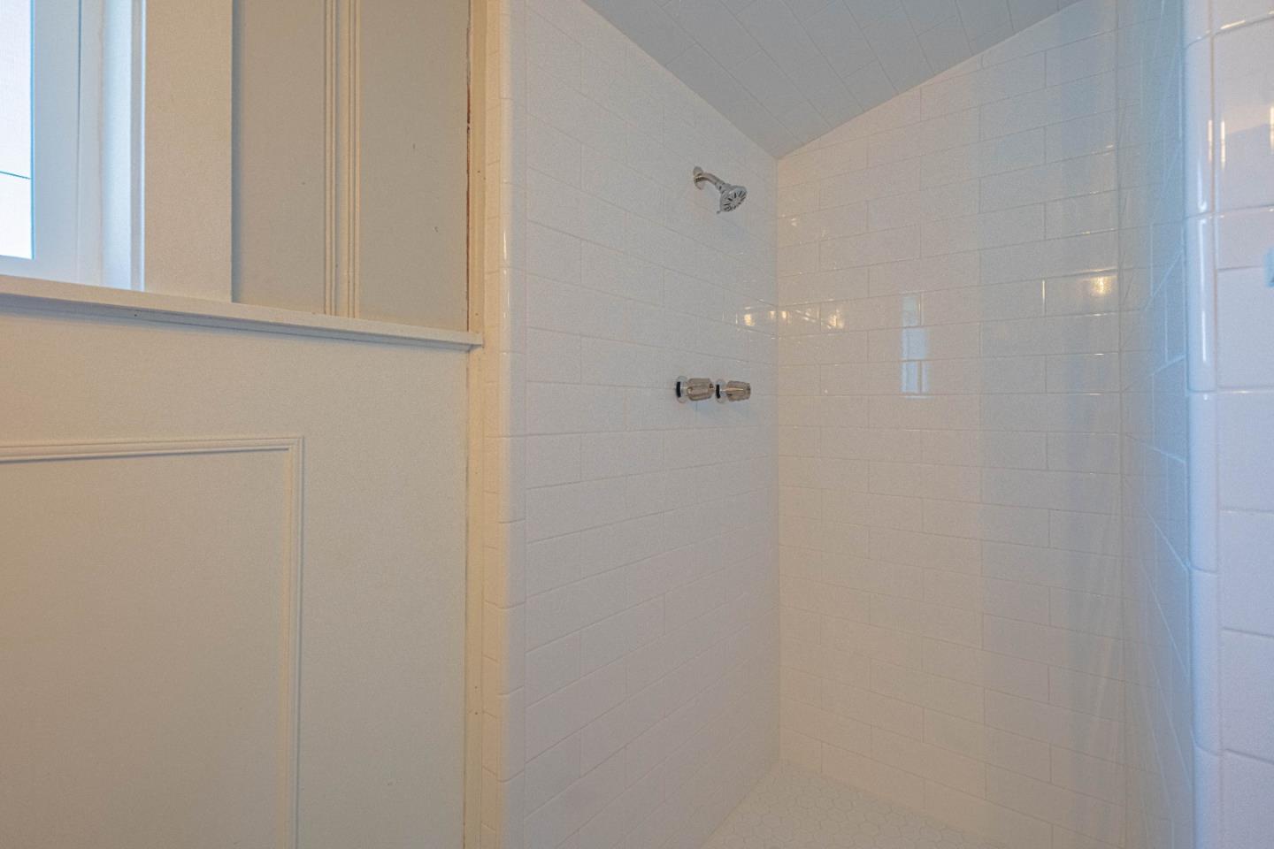 Detail Gallery Image 35 of 39 For 345 Sequoia Ave, Monterey,  CA 93940 - 2 Beds | 2 Baths