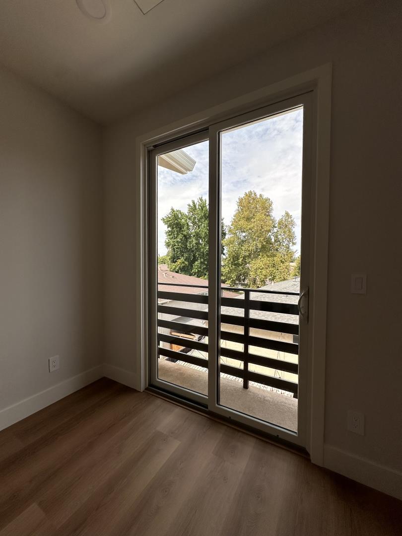 Detail Gallery Image 12 of 53 For 513 Union Ave, Campbell,  CA 95008 - 2 Beds | 2/1 Baths