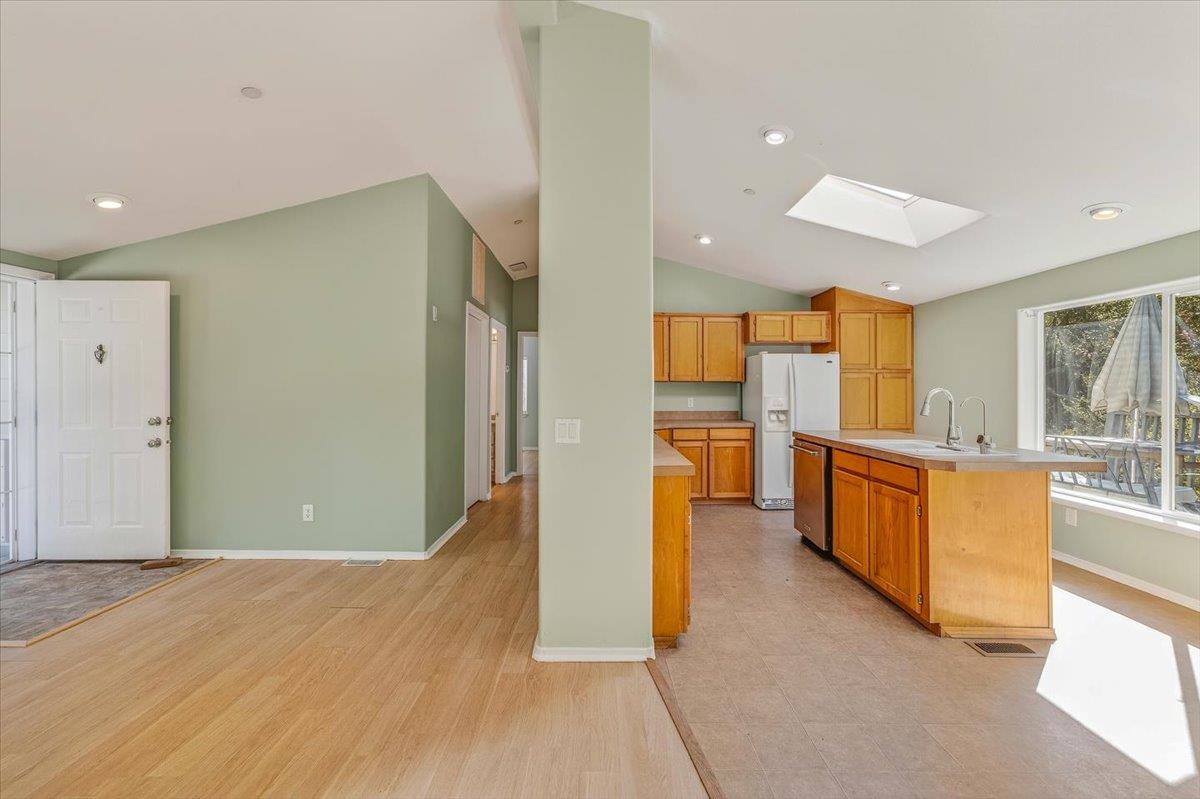 Detail Gallery Image 7 of 58 For 21444 Parrott Ranch Rd, Carmel Valley,  CA 93924 - 3 Beds | 2 Baths