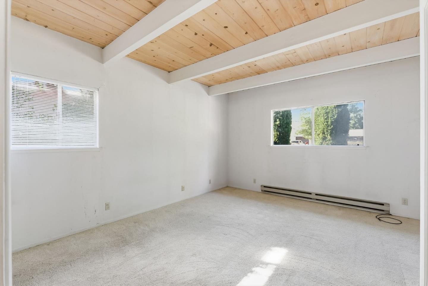 Detail Gallery Image 14 of 30 For 80 Watkins Ave, Atherton,  CA 94027 - 3 Beds | 2 Baths