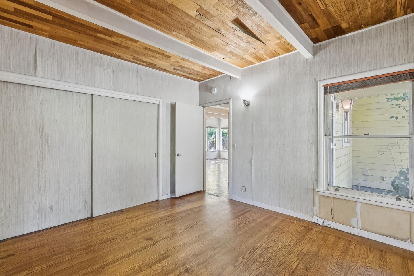 Detail Gallery Image 18 of 30 For 80 Watkins Ave, Atherton,  CA 94027 - 3 Beds | 2 Baths