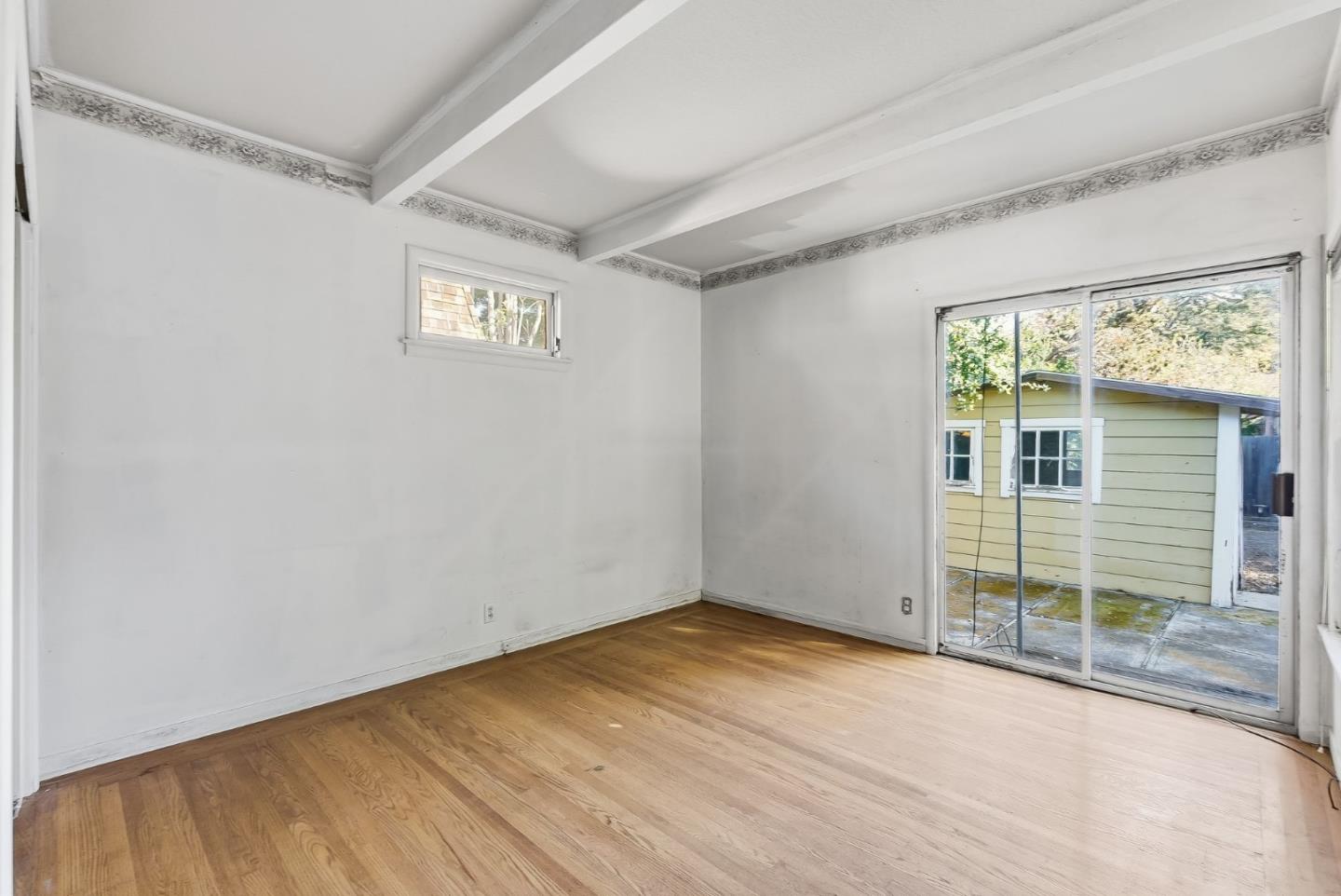 Detail Gallery Image 21 of 30 For 80 Watkins Ave, Atherton,  CA 94027 - 3 Beds | 2 Baths