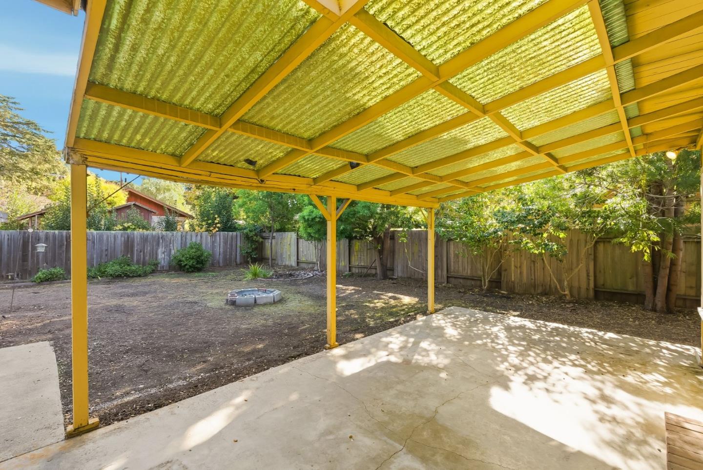 Detail Gallery Image 24 of 30 For 80 Watkins Ave, Atherton,  CA 94027 - 3 Beds | 2 Baths