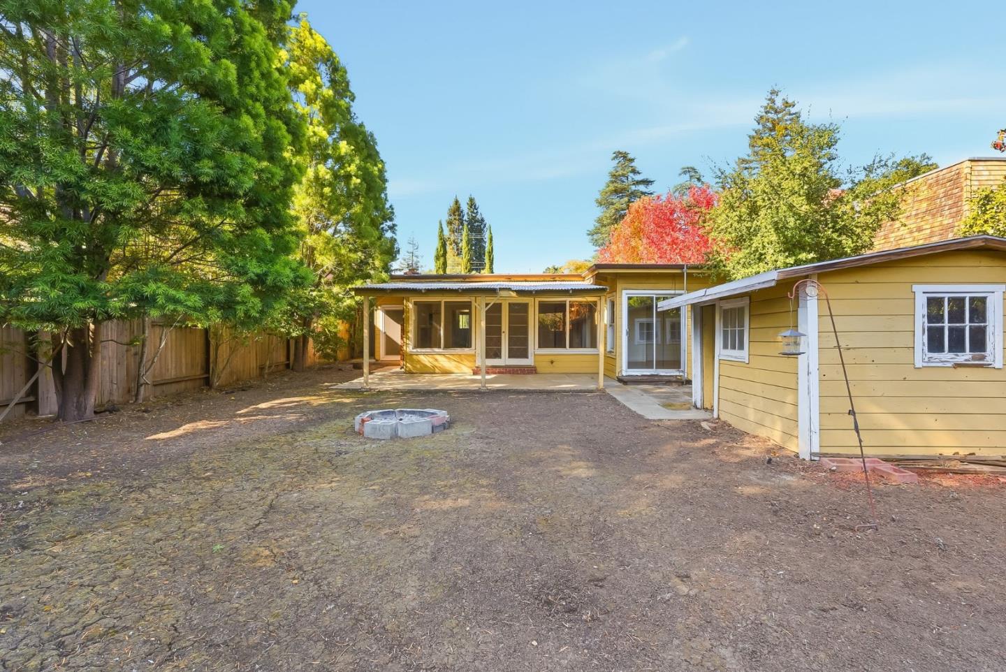 Detail Gallery Image 27 of 30 For 80 Watkins Ave, Atherton,  CA 94027 - 3 Beds | 2 Baths