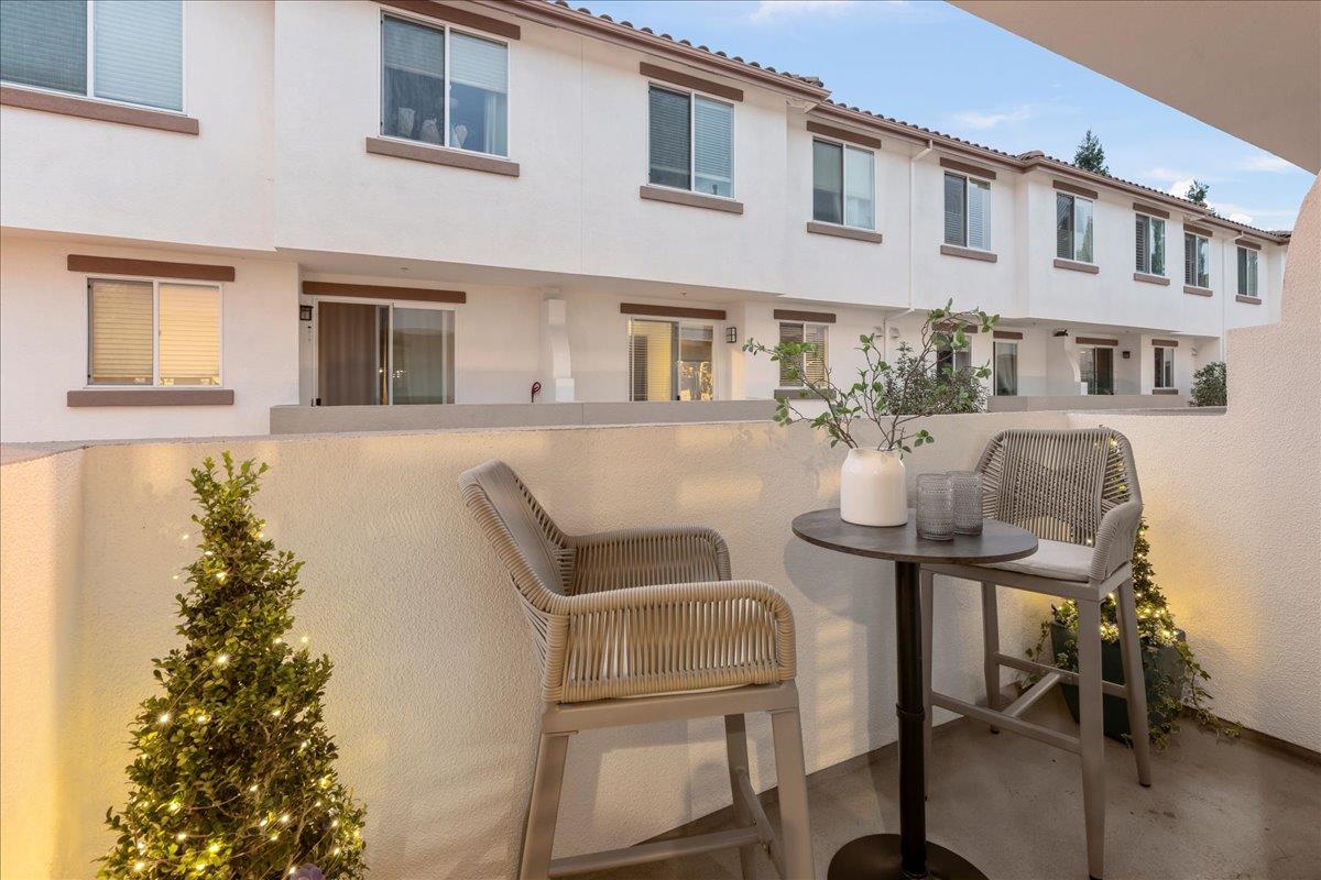 Detail Gallery Image 13 of 48 For 1376 Mckinley Ct, San Jose,  CA 95126 - 3 Beds | 2/1 Baths