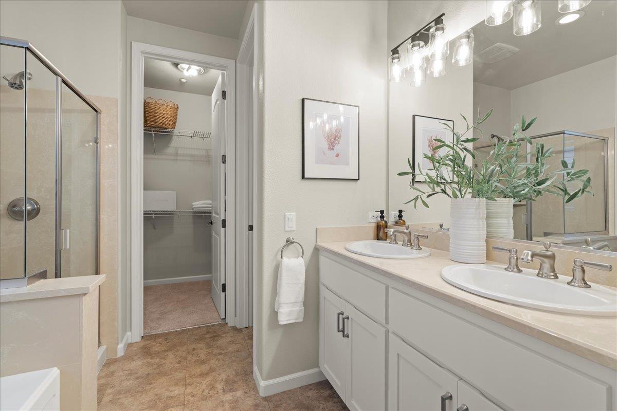 Detail Gallery Image 17 of 48 For 1376 Mckinley Ct, San Jose,  CA 95126 - 3 Beds | 2/1 Baths