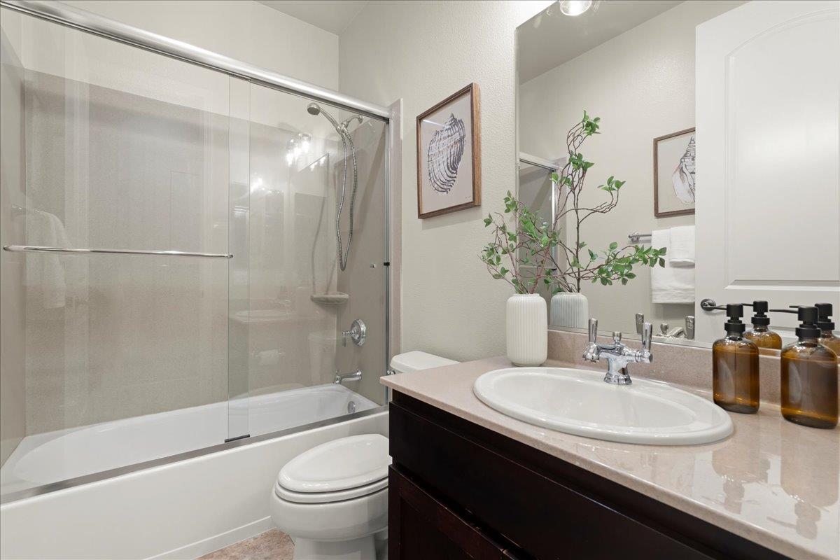 Detail Gallery Image 22 of 48 For 1376 Mckinley Ct, San Jose,  CA 95126 - 3 Beds | 2/1 Baths