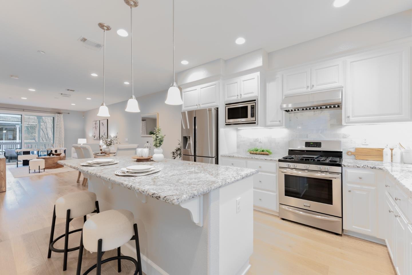 Photo #4: ML82027475 Listing: Photo #4