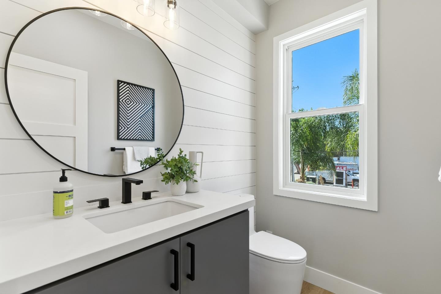 Detail Gallery Image 4 of 28 For 511 Union Ave, Campbell,  CA 95008 - 2 Beds | 2/1 Baths