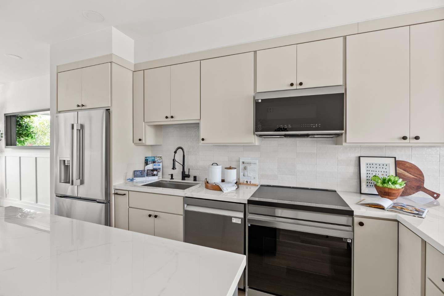 Detail Gallery Image 7 of 28 For 511 Union Ave, Campbell,  CA 95008 - 2 Beds | 2/1 Baths