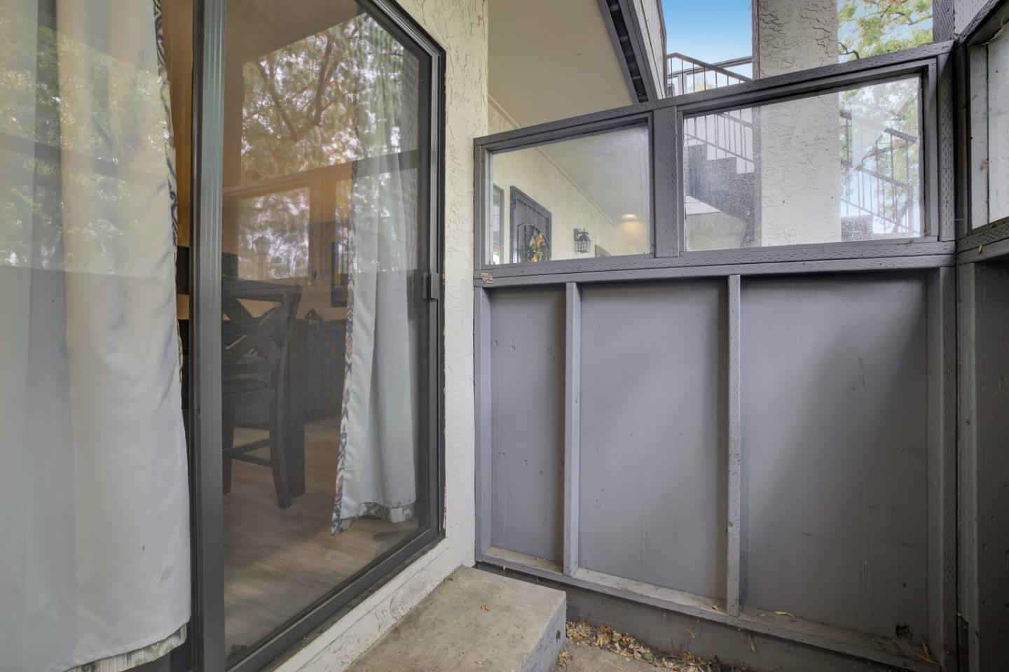 Detail Gallery Image 13 of 15 For 413 Kenbrook Cir, San Jose,  CA 95111 - 2 Beds | 2 Baths