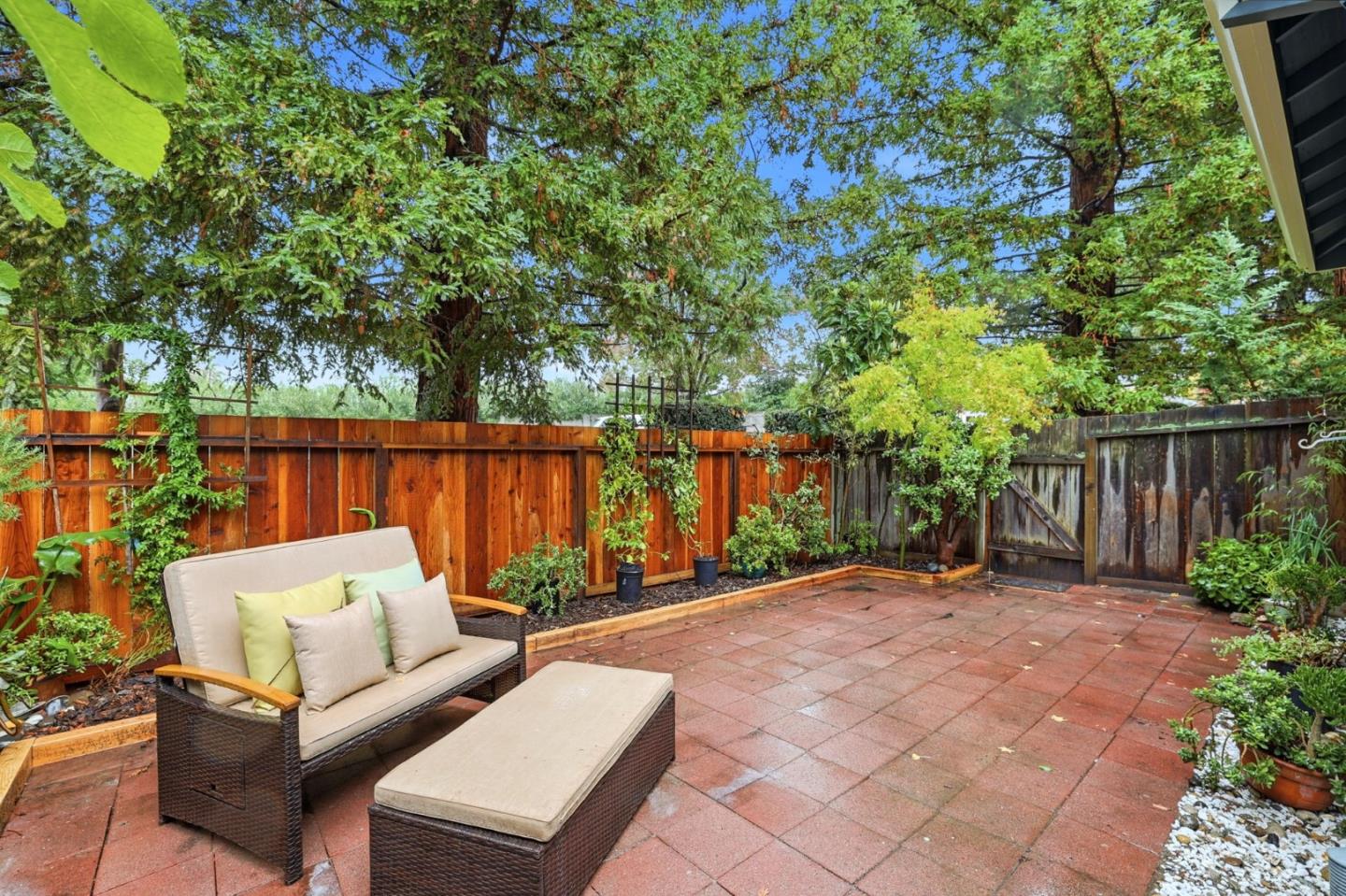 Detail Gallery Image 23 of 28 For 43988 Cerro Ct, Fremont,  CA 94539 - 3 Beds | 3 Baths